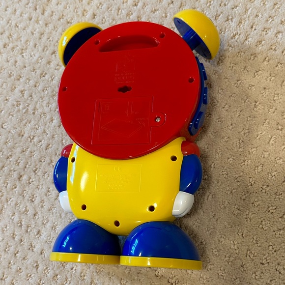 Talking Telly Time Telling Clock - Picture 3 of 3